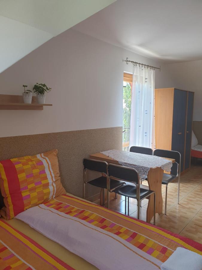 Dom Wczasowy Goral Hotel Wegierska Gorka Exterior foto